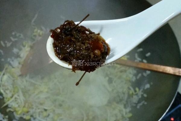 绿豆芽蛋炒饭的做法图解7