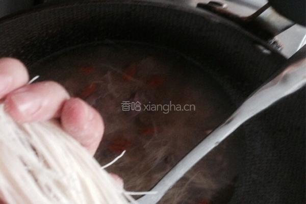 猪心汤面的做法图解6