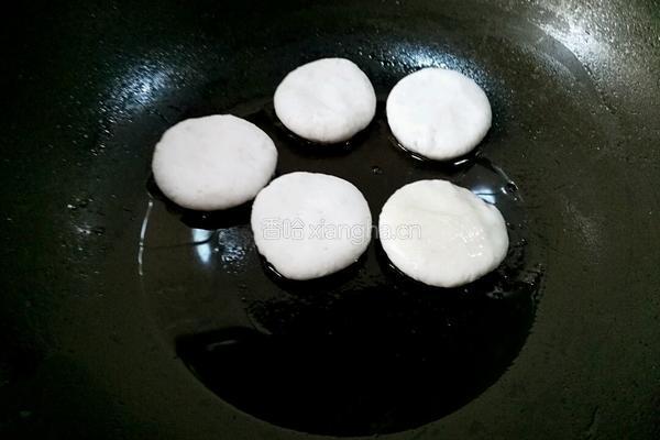 香煎芋头饼的做法图解9
