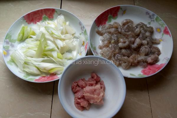 炒虾仁的做法图解1