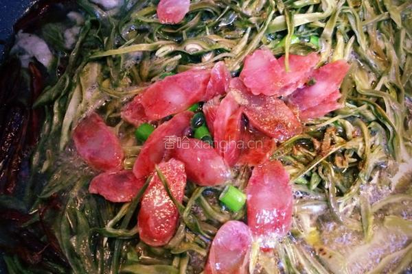 腊肠炖干豆角的做法图解13