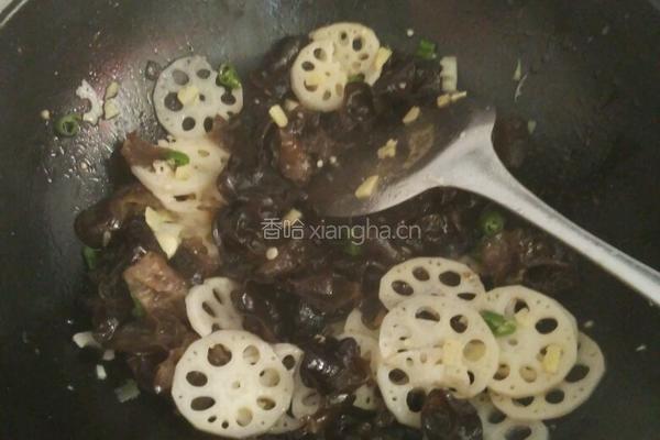 木耳藕片的做法图解6