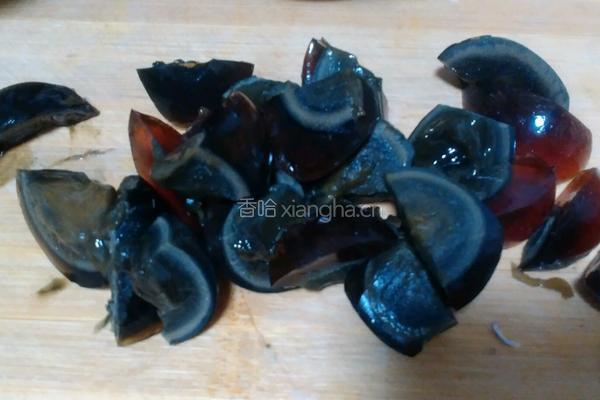 松花蛋肠的做法图解3