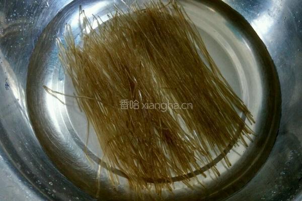 猪肉炖粉条的做法图解3