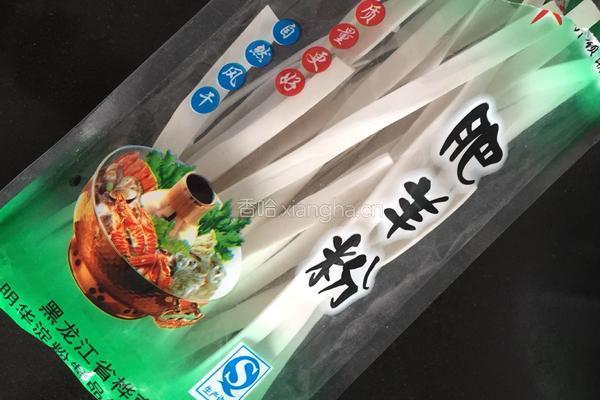 老黄瓜炒肥羊粉的做法图解1