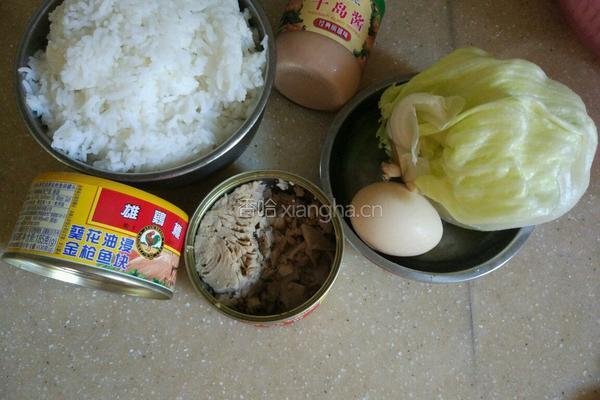 金枪鱼拌饭的做法图解2