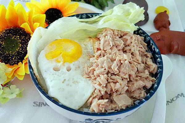 金枪鱼拌饭的做法图解6