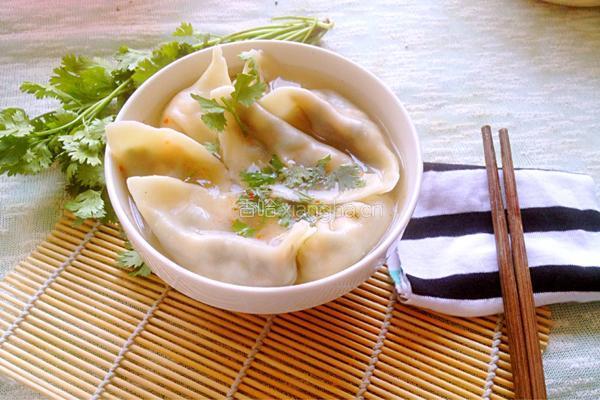 韭菜鸡蛋木耳火腿饺子的做法图解24