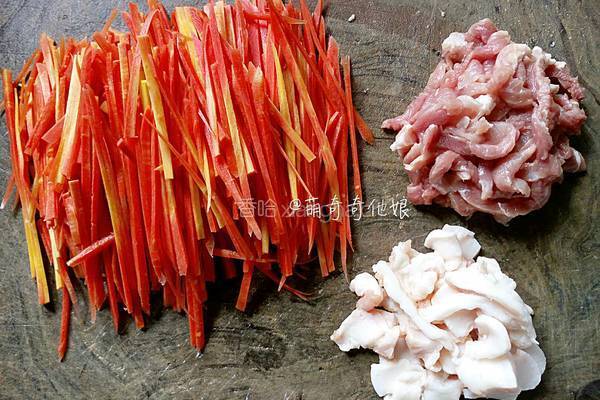 绿豆芽炒面的做法图解6