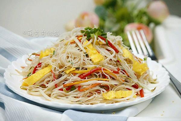 绿豆芽炒面的做法图解16