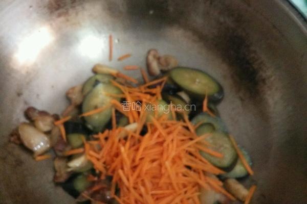 茄子胡萝卜的做法图解7