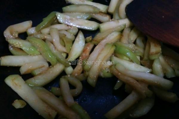 鱼香茄子煲的做法图解3