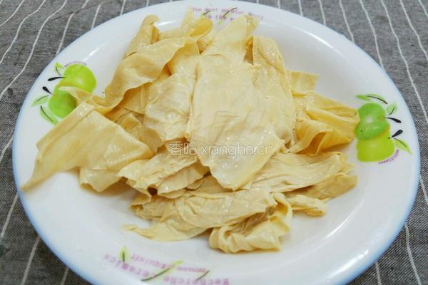 小白菜炒豆筋的做法图解2
