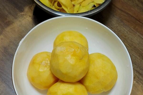 兰儿的黄桃罐头的做法图解1