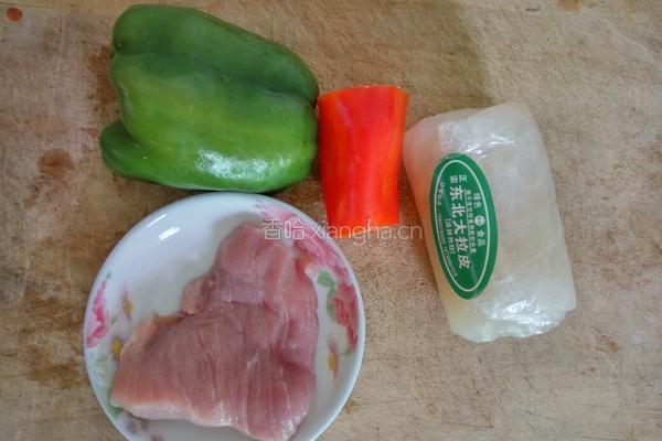 炒肉拉皮的做法图解1