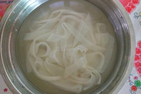 炒肉拉皮的做法图解4