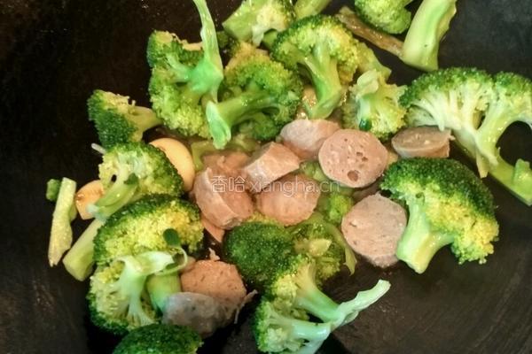 西兰花炒牛肉丸的做法图解6