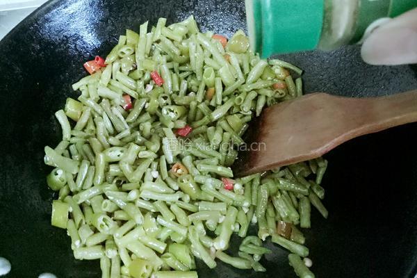 酸辣豇豆的做法图解3