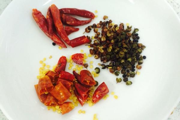 自制火锅底料的做法图解1