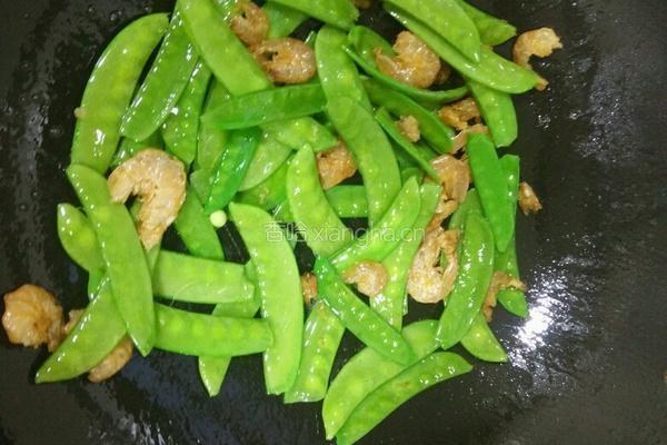 荷兰豆炒海米的做法图解4