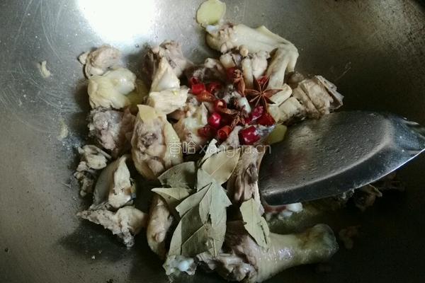 海带炖鸡的做法图解6