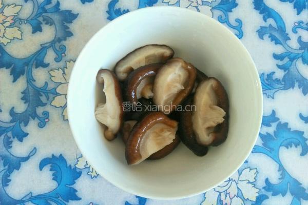 香菇鸡肉饺子的做法图解4