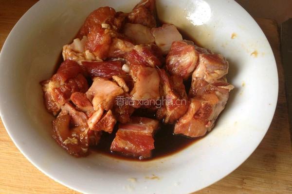 老干妈蒸排骨的做法图解1