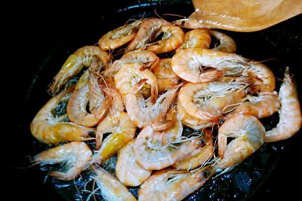 干锅土豆虾的做法图解4