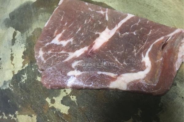 电压力锅煎牛排的做法图解2