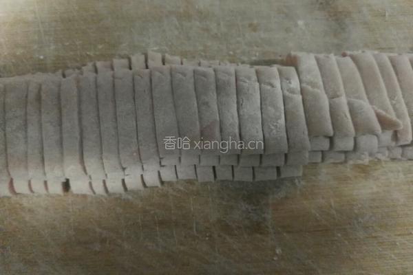 苋菜汁面条的做法图解6