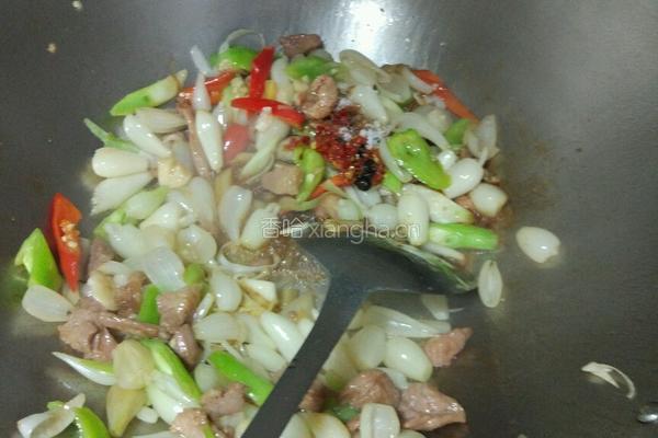 红葱头炒鸭的做法图解7