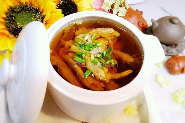 松茸瘦肉汤的做法图解1