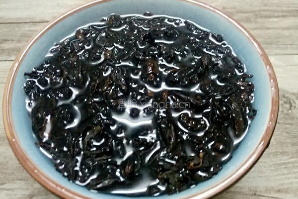 茶叶虾的做法图解3