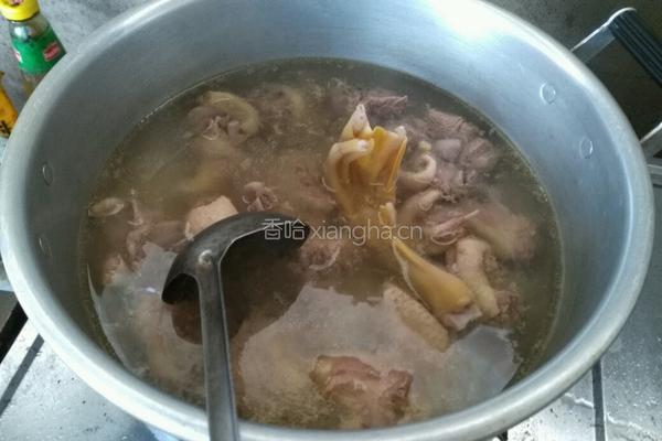 山药老鸭汤的做法图解4