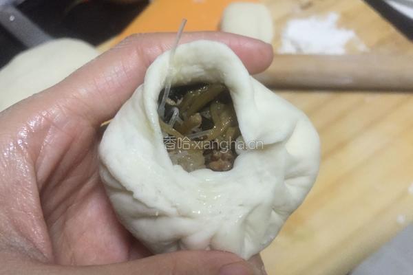酸菜粉条肉包子的做法图解13