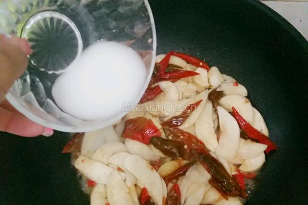 泡椒大腿菇的做法图解7