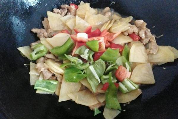 土豆炒猪肉的做法图解10