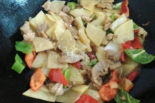 土豆炒猪肉的做法图解11