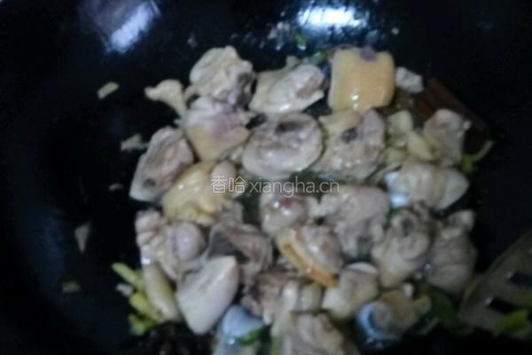 红烧鸡块烧土豆的做法图解4