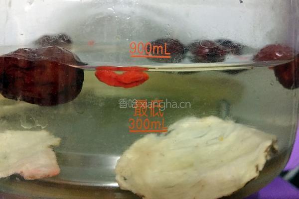 当归生姜红枣红糖茶的做法图解3
