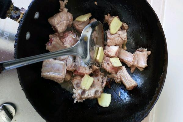 清汤排骨的做法图解4