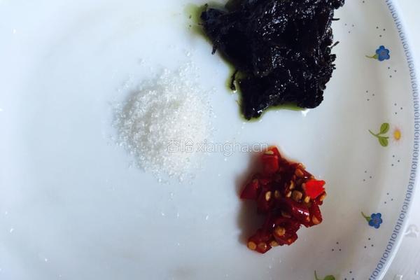 橄榄菜炒豆角的做法图解4