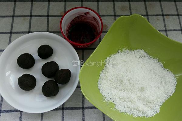 红豆沙糯米球的做法图解1