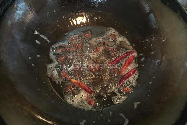 葱烧黄鱼的做法图解9