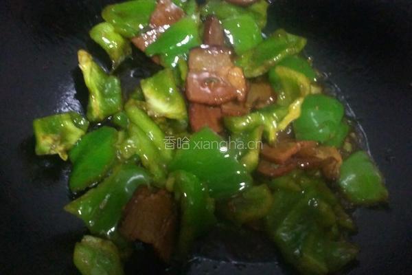 腊肉炒青椒的做法图解9