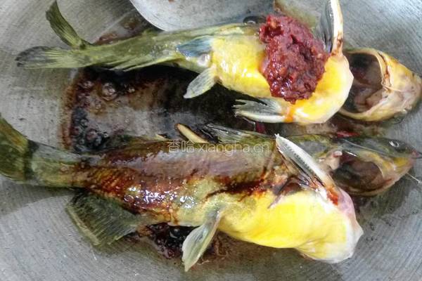 黄骨鱼红烧的做法图解5