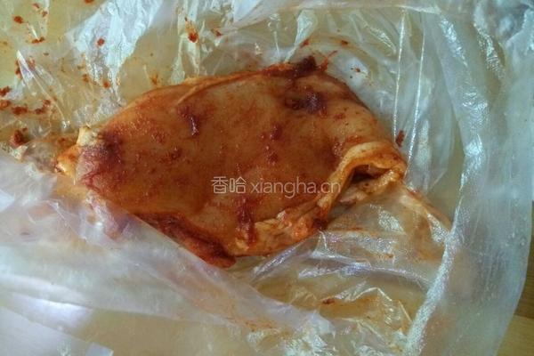新奥尔良烤肉披萨的做法图解3