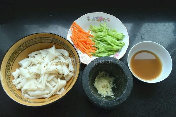 凉调干凉皮的做法图解2