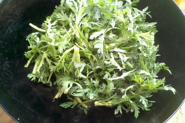 香酥翠茼蒿的做法图解3