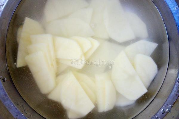 牛肉炒洋葱土豆的做法图解5